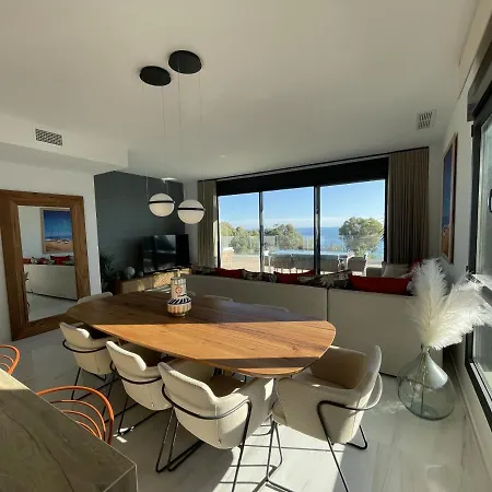 Luxury Sea View Penthouse By United Renters *
