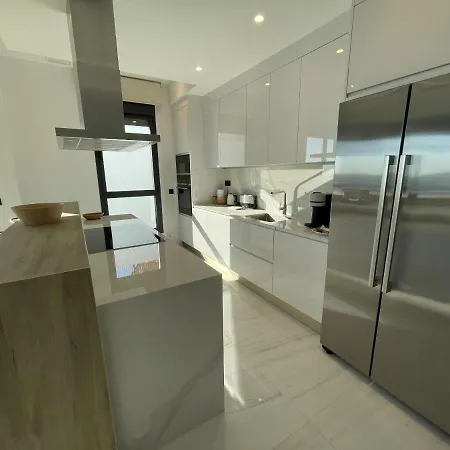Luxury Sea View Penthouse By United Renters Apartment *