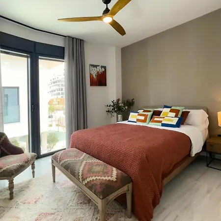 Luxury Sea View Penthouse By United Renters Apartment